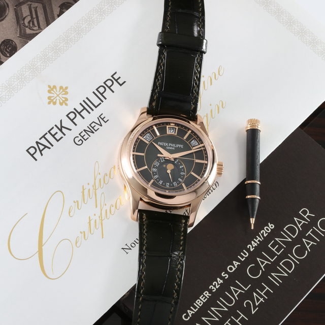 Patek Philippe Complications 5205R-011 Image 6